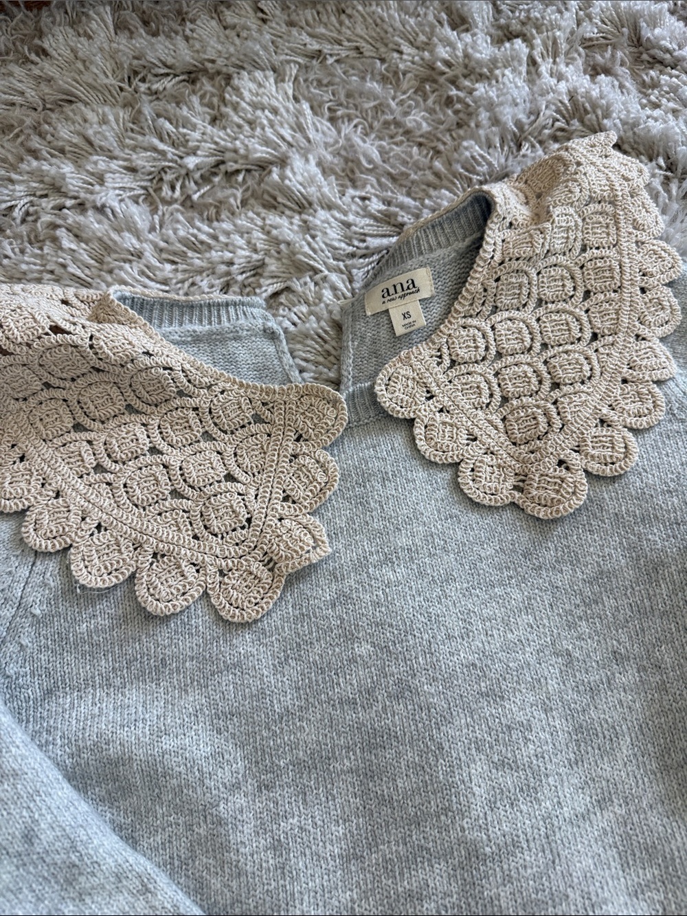 Light Gray Sweater with Cream Crochet Scallop Collar - Picture 3 of 6